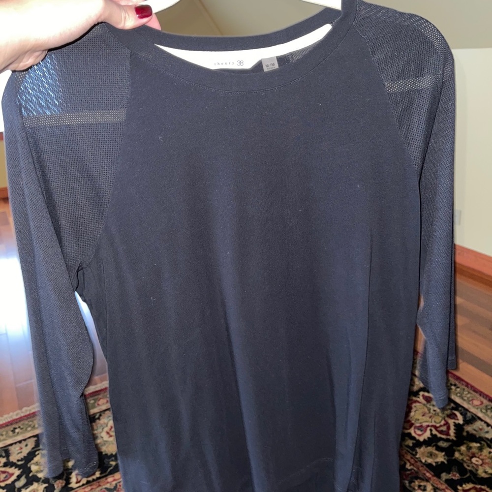 3/4 sleeve Theory 38 workout t - shirt size medium